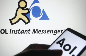 After 34 Years of Booop-Beep-Beep-Beep-Krsssh-Eee-Brrrrrrr, AOL’s Dial-Up Service Is Finally Shutting Down