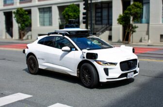 Waymo plans to launch fully autonomous taxi service in London next year